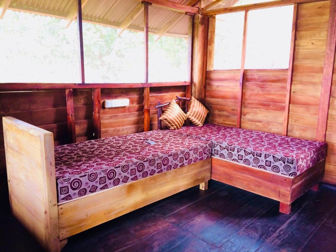 Chena Huts Eco Resort Sigiriya Eksteriør bilde