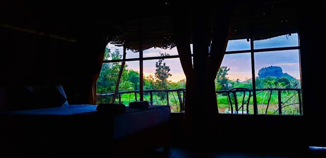 Chena Huts Eco Resort Sigiriya Eksteriør bilde
